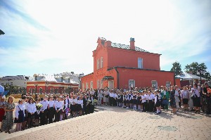 �����������